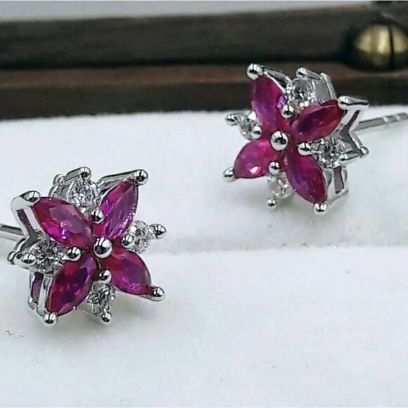 1.14ct Pink Ruby Luxury Stud Earrings - Picture 2 of 13